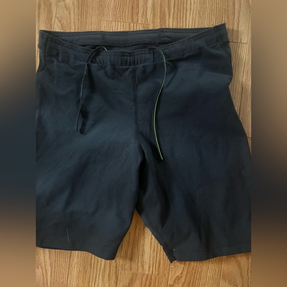 Sugoi cycling shorts size L - Picture 1 of 2